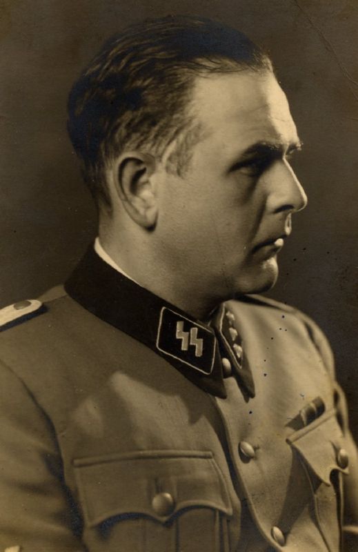 SS officer Amon Leopold Goeth, Commandant of the Plaszow camp